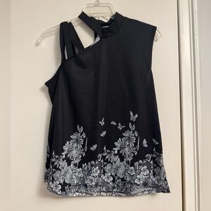 Black and White Floral Women's Top